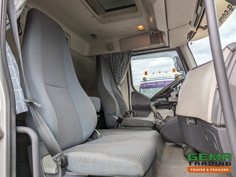 Kamion sandučar Volvo FL280 4x2 SleepCab 16T Euro5 6CIL - 5.60m GeslotenBak + Laadklep 2500KG - Standkachel - Zijdeur - Servicewagen (V758): slika Kamion sandučar Volvo FL280 4x2 SleepCab 16T Euro5 6CIL - 5.60m GeslotenBak + Laadklep 2500KG - Standkachel - Zijdeur - Servicewagen (V758)