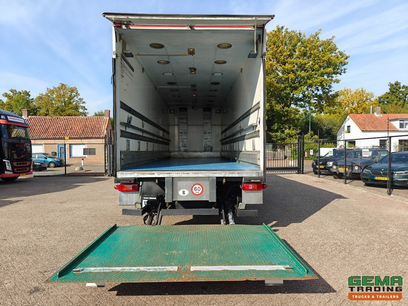 Volvo FM330 4x2 Dagcab Euro5 - KuikenBak 8.4m + Webasto Heater + Dhollandia 2000KG - Kamion za prijevoz stoke: slika Volvo FM330 4x2 Dagcab Euro5 - KuikenBak 8.4m + Webasto Heater + Dhollandia 2000KG - Kamion za prijevoz stoke Volvo FM330 4x2 Dagcab Euro5 - KuikenBak 8.4m + Webasto Heater + Dhollandia 2000KG - Kamion za prijevoz stoke: slika Volvo FM330 4x2 Dagcab Euro5 - KuikenBak 8.4m + Webasto Heater + Dhollandia 2000KG - Kamion za prijevoz stoke