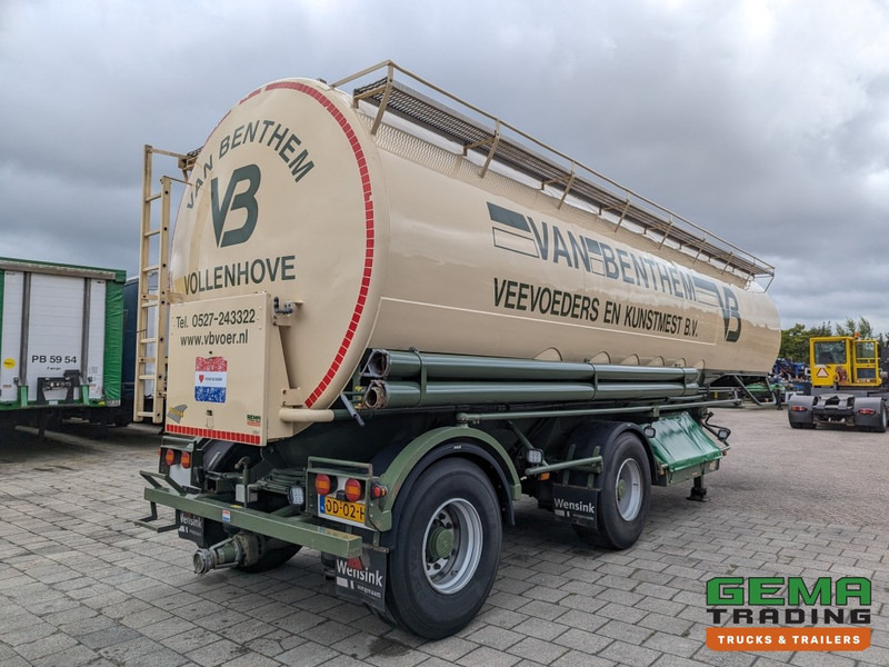 WELGRO 90WSL33-24 2-Assen SAF Silo MengVoeder / Futter 24m³ - Trommelremmen - StuurAs (O1961) - Poluprikolica cisterna: slika WELGRO 90WSL33-24 2-Assen SAF Silo MengVoeder / Futter 24m³ - Trommelremmen - StuurAs (O1961) - Poluprikolica cisterna WELGRO 90WSL33-24 2-Assen SAF Silo MengVoeder / Futter 24m³ - Trommelremmen - StuurAs (O1961) - Poluprikolica cisterna: slika WELGRO 90WSL33-24 2-Assen SAF Silo MengVoeder / Futter 24m³ - Trommelremmen - StuurAs (O1961) - Poluprikolica cisterna