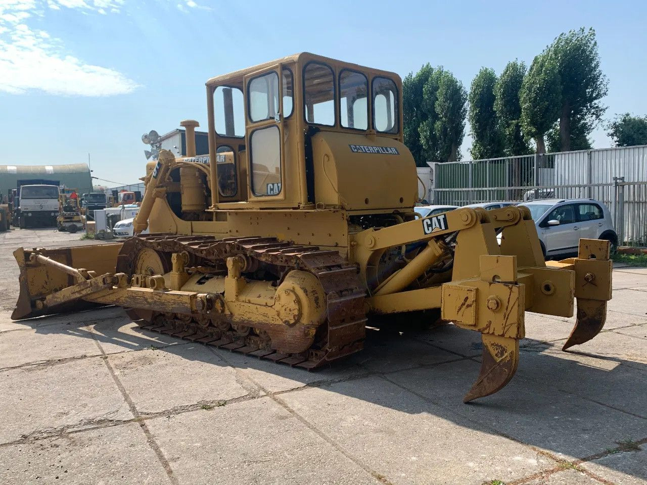 CAT Caterpillar D7E Bulldozer with ripper CLUTCH DEF CAT D7E Bulldozer with ripper CLUTCH DEFECT - Buldožer: slika CAT Caterpillar D7E Bulldozer with ripper CLUTCH DEF CAT D7E Bulldozer with ripper CLUTCH DEFECT - Buldožer CAT Caterpillar D7E Bulldozer with ripper CLUTCH DEF CAT D7E Bulldozer with ripper CLUTCH DEFECT - Buldožer: slika CAT Caterpillar D7E Bulldozer with ripper CLUTCH DEF CAT D7E Bulldozer with ripper CLUTCH DEFECT - Buldožer