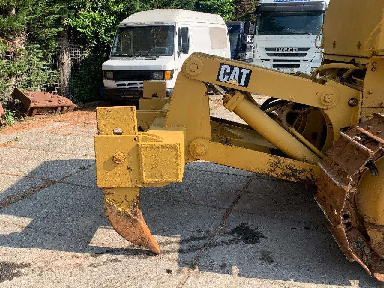CAT Caterpillar D7E Bulldozer with ripper CLUTCH DEF CAT D7E Bulldozer with ripper CLUTCH DEFECT - Buldožer: slika CAT Caterpillar D7E Bulldozer with ripper CLUTCH DEF CAT D7E Bulldozer with ripper CLUTCH DEFECT - Buldožer CAT Caterpillar D7E Bulldozer with ripper CLUTCH DEF CAT D7E Bulldozer with ripper CLUTCH DEFECT - Buldožer: slika CAT Caterpillar D7E Bulldozer with ripper CLUTCH DEF CAT D7E Bulldozer with ripper CLUTCH DEFECT - Buldožer