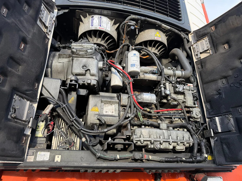 Chereau Frigo Carier Vector 1850 3 axle 7CM Side H2.60 - Poluprikolica hladnjača: slika Chereau Frigo Carier Vector 1850 3 axle 7CM Side H2.60 - Poluprikolica hladnjača Chereau Frigo Carier Vector 1850 3 axle 7CM Side H2.60 - Poluprikolica hladnjača: slika Chereau Frigo Carier Vector 1850 3 axle 7CM Side H2.60 - Poluprikolica hladnjača