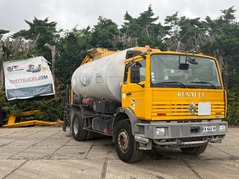Renault G260 4X2 ACMAR Bitumen Sprayer 10.000L Spring/Spring Manual Gear - Kamion: slika Renault G260 4X2 ACMAR Bitumen Sprayer 10.000L Spring/Spring Manual Gear - Kamion Renault G260 4X2 ACMAR Bitumen Sprayer 10.000L Spring/Spring Manual Gear - Kamion: slika Renault G260 4X2 ACMAR Bitumen Sprayer 10.000L Spring/Spring Manual Gear - Kamion