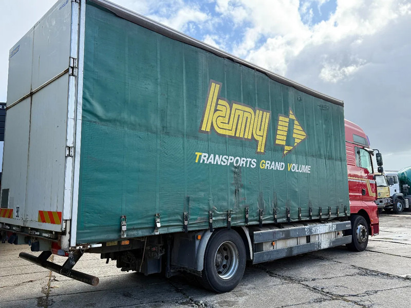 MAN TGA 18.440 4X2 BOX Spring/Air EURO3 Retarder ZF Manual - Kamion sandučar: slika MAN TGA 18.440 4X2 BOX Spring/Air EURO3 Retarder ZF Manual - Kamion sandučar MAN TGA 18.440 4X2 BOX Spring/Air EURO3 Retarder ZF Manual - Kamion sandučar: slika MAN TGA 18.440 4X2 BOX Spring/Air EURO3 Retarder ZF Manual - Kamion sandučar