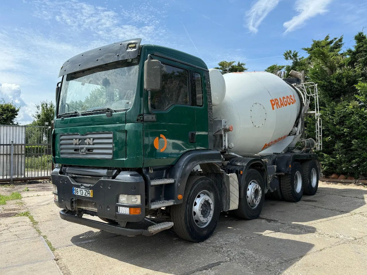 MAN TGA 35.360 8X4 CIFA Beton Mixer Spring/Spring ZF - Automješalica: slika MAN TGA 35.360 8X4 CIFA Beton Mixer Spring/Spring ZF - Automješalica MAN TGA 35.360 8X4 CIFA Beton Mixer Spring/Spring ZF - Automješalica: slika MAN TGA 35.360 8X4 CIFA Beton Mixer Spring/Spring ZF - Automješalica