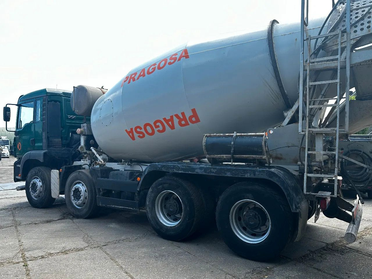 MAN TGA 35.360 8X4 CIFA Beton Mixer Spring/Spring ZF - Automješalica: slika MAN TGA 35.360 8X4 CIFA Beton Mixer Spring/Spring ZF - Automješalica MAN TGA 35.360 8X4 CIFA Beton Mixer Spring/Spring ZF - Automješalica: slika MAN TGA 35.360 8X4 CIFA Beton Mixer Spring/Spring ZF - Automješalica