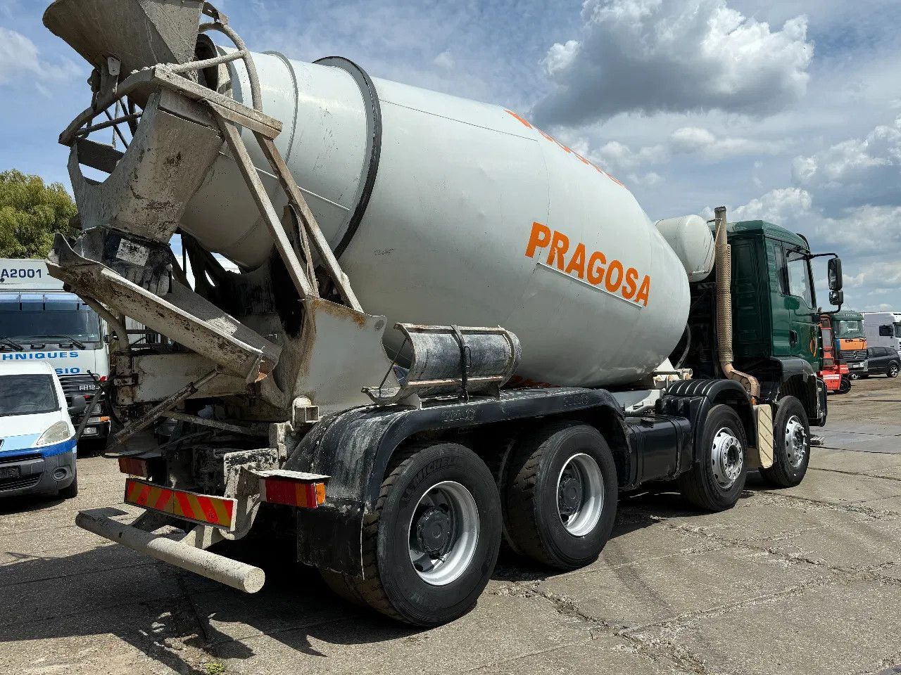 MAN TGA 35.360 8X4 CIFA Beton Mixer Spring/Spring ZF - Automješalica: slika MAN TGA 35.360 8X4 CIFA Beton Mixer Spring/Spring ZF - Automješalica MAN TGA 35.360 8X4 CIFA Beton Mixer Spring/Spring ZF - Automješalica: slika MAN TGA 35.360 8X4 CIFA Beton Mixer Spring/Spring ZF - Automješalica