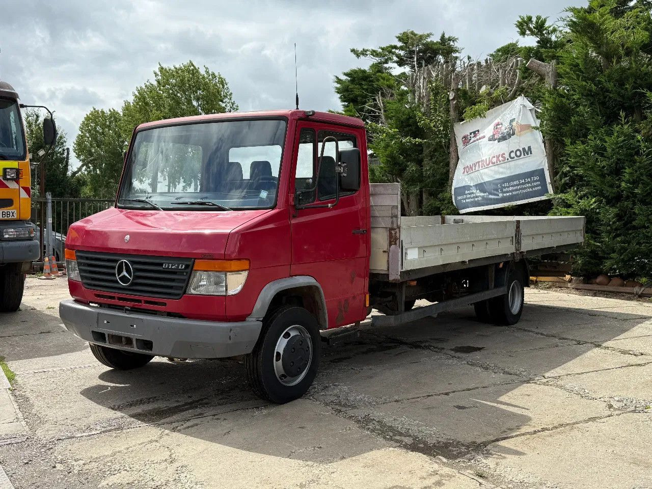 Mercedes-Benz 812 D 4X2 Pick-up Spring/Spring Belgium truck 7. - Dostavno vozilo s ravnom platformom: slika Mercedes-Benz 812 D 4X2 Pick-up Spring/Spring Belgium truck 7. - Dostavno vozilo s ravnom platformom Mercedes-Benz 812 D 4X2 Pick-up Spring/Spring Belgium truck 7. - Dostavno vozilo s ravnom platformom: slika Mercedes-Benz 812 D 4X2 Pick-up Spring/Spring Belgium truck 7. - Dostavno vozilo s ravnom platformom
