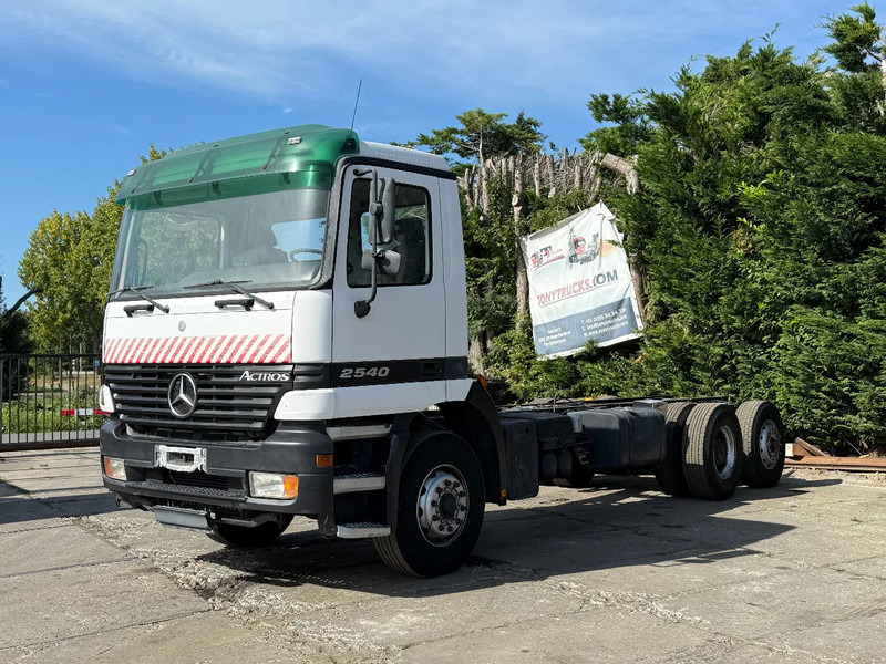 Mercedes-Benz ACTROS 2540 V6 6X2 Chassis Spring/Air EPS 3 Pedal - Kamion-šasija: slika Mercedes-Benz ACTROS 2540 V6 6X2 Chassis Spring/Air EPS 3 Pedal - Kamion-šasija Mercedes-Benz ACTROS 2540 V6 6X2 Chassis Spring/Air EPS 3 Pedal - Kamion-šasija: slika Mercedes-Benz ACTROS 2540 V6 6X2 Chassis Spring/Air EPS 3 Pedal - Kamion-šasija