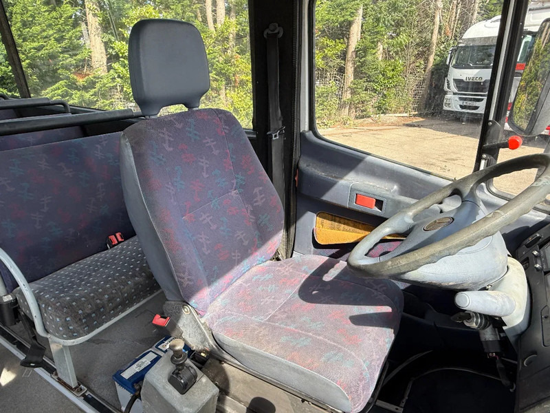 Gradski autobus Mercedes-Benz Vario 814D 4X2 Spring/spring 40 Place bus Euro2: slika Gradski autobus Mercedes-Benz Vario 814D 4X2 Spring/spring 40 Place bus Euro2