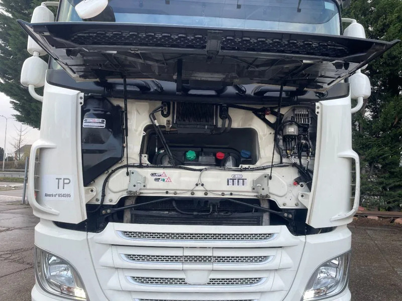 DAF XF 106.460 4X2 Tractor-unit Spring/Air Retarder Euro6 - Tegljač: slika DAF XF 106.460 4X2 Tractor-unit Spring/Air Retarder Euro6 - Tegljač DAF XF 106.460 4X2 Tractor-unit Spring/Air Retarder Euro6 - Tegljač: slika DAF XF 106.460 4X2 Tractor-unit Spring/Air Retarder Euro6 - Tegljač
