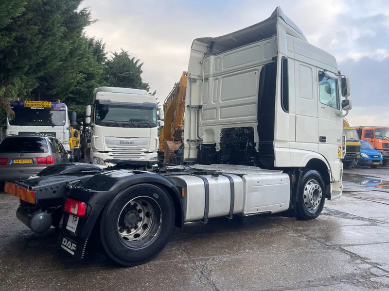 DAF XF 106.460 4X2 Tractor-unit Spring/Air Retarder Euro6 - Tegljač: slika DAF XF 106.460 4X2 Tractor-unit Spring/Air Retarder Euro6 - Tegljač DAF XF 106.460 4X2 Tractor-unit Spring/Air Retarder Euro6 - Tegljač: slika DAF XF 106.460 4X2 Tractor-unit Spring/Air Retarder Euro6 - Tegljač