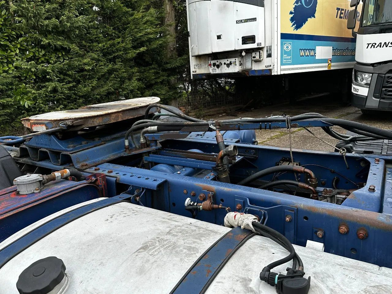 Tegljač DAF XF 95.380 4X2 Tractor-unit Spring/Air ZF Manual DAF XF 95.380 4X2 Tractor-unit Spring/Air ZF Manual: slika Tegljač DAF XF 95.380 4X2 Tractor-unit Spring/Air ZF Manual DAF XF 95.380 4X2 Tractor-unit Spring/Air ZF Manual