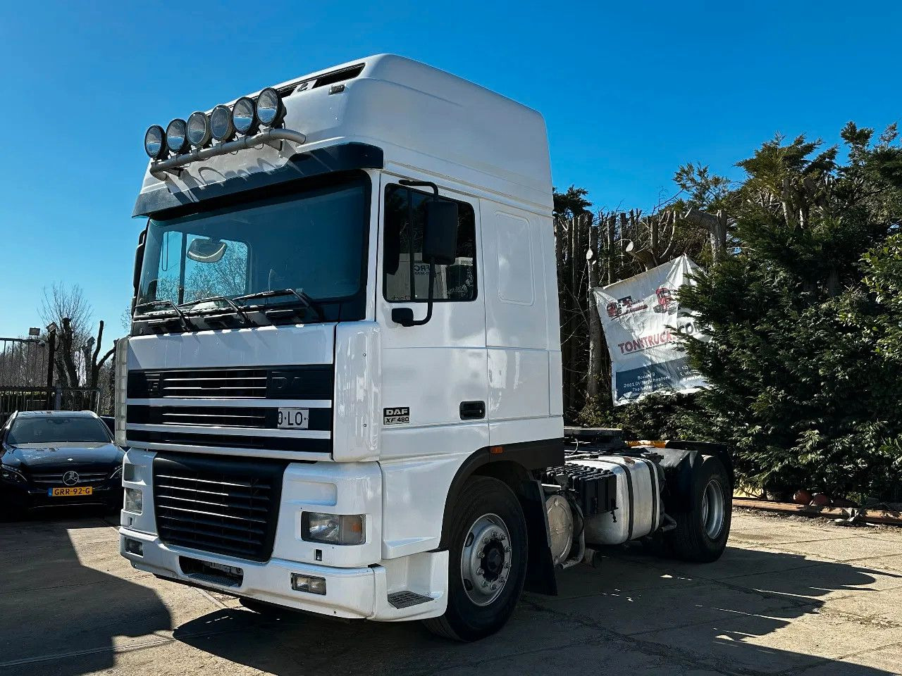 DAF XF 95.480 4X2 Tractor-unit Spring/Air ZF Manual - Tegljač: slika DAF XF 95.480 4X2 Tractor-unit Spring/Air ZF Manual - Tegljač DAF XF 95.480 4X2 Tractor-unit Spring/Air ZF Manual - Tegljač: slika DAF XF 95.480 4X2 Tractor-unit Spring/Air ZF Manual - Tegljač
