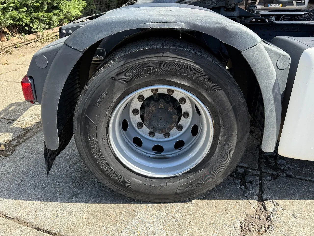 MAN TGX 18.480 4X2 Tractor-unit Spring/Air Retarder - Tegljač: slika MAN TGX 18.480 4X2 Tractor-unit Spring/Air Retarder - Tegljač MAN TGX 18.480 4X2 Tractor-unit Spring/Air Retarder - Tegljač: slika MAN TGX 18.480 4X2 Tractor-unit Spring/Air Retarder - Tegljač