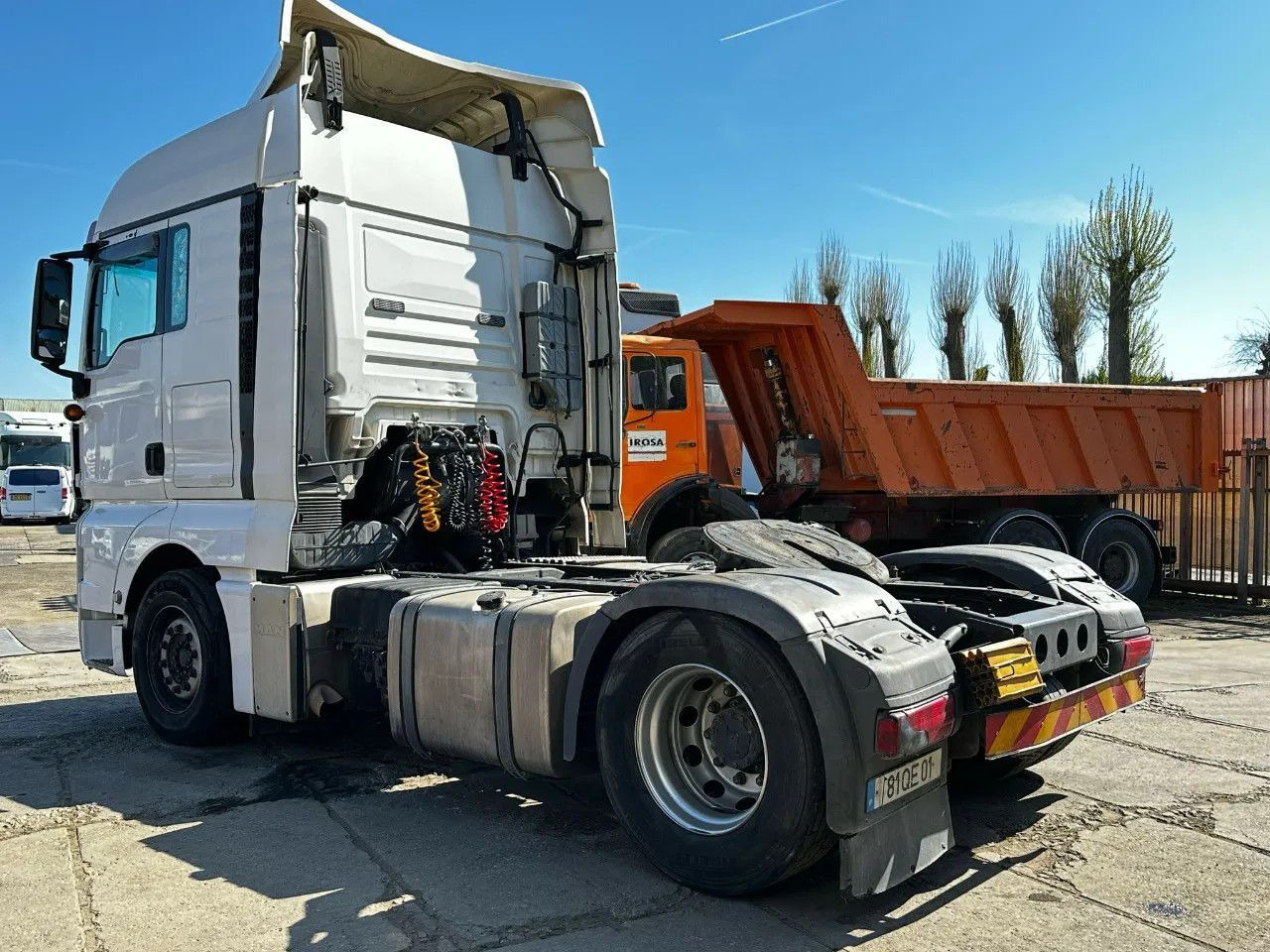MAN TGX 18.480 4X2 Tractor-unit Spring/Air Retarder - Tegljač: slika MAN TGX 18.480 4X2 Tractor-unit Spring/Air Retarder - Tegljač MAN TGX 18.480 4X2 Tractor-unit Spring/Air Retarder - Tegljač: slika MAN TGX 18.480 4X2 Tractor-unit Spring/Air Retarder - Tegljač