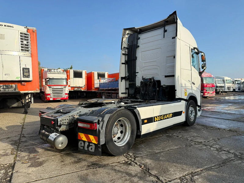 Volvo FH 13.460 4X2 Tractor-unit Spring/Air Retarder PROD2017 HB - Tegljač: slika Volvo FH 13.460 4X2 Tractor-unit Spring/Air Retarder PROD2017 HB - Tegljač Volvo FH 13.460 4X2 Tractor-unit Spring/Air Retarder PROD2017 HB - Tegljač: slika Volvo FH 13.460 4X2 Tractor-unit Spring/Air Retarder PROD2017 HB - Tegljač