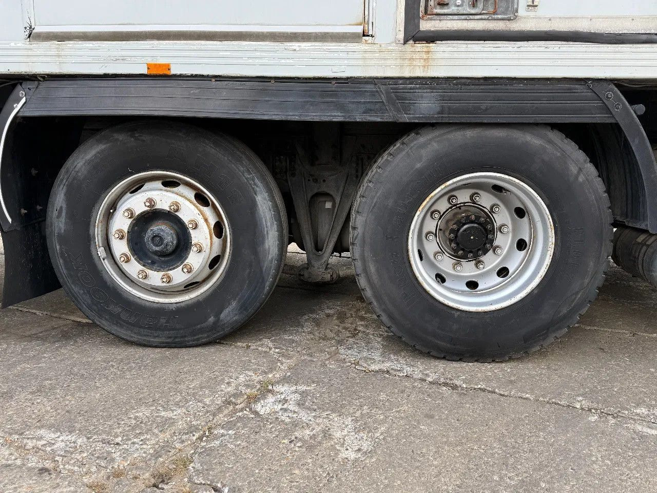 Volvo FH 12.420 6X2 Frigo Spring/Air Manual Gearbox TO - Kamion hladnjača: slika Volvo FH 12.420 6X2 Frigo Spring/Air Manual Gearbox TO - Kamion hladnjača Volvo FH 12.420 6X2 Frigo Spring/Air Manual Gearbox TO - Kamion hladnjača: slika Volvo FH 12.420 6X2 Frigo Spring/Air Manual Gearbox TO - Kamion hladnjača