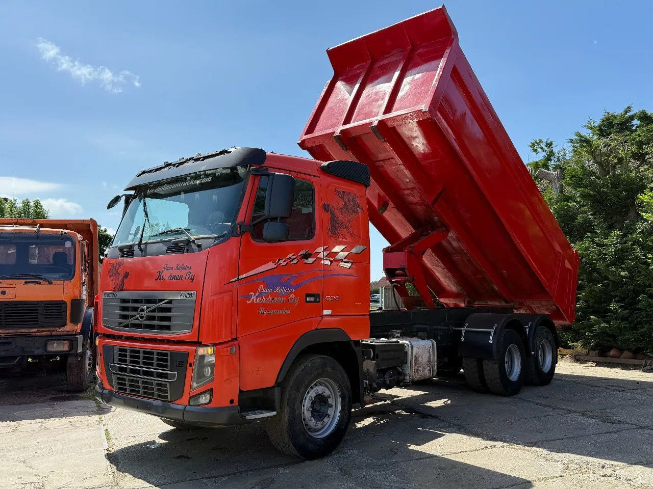 Volvo FH 16.600 6X4 Tipper Spring/Spring Euro5 - Kiper: slika Volvo FH 16.600 6X4 Tipper Spring/Spring Euro5 - Kiper Volvo FH 16.600 6X4 Tipper Spring/Spring Euro5 - Kiper: slika Volvo FH 16.600 6X4 Tipper Spring/Spring Euro5 - Kiper