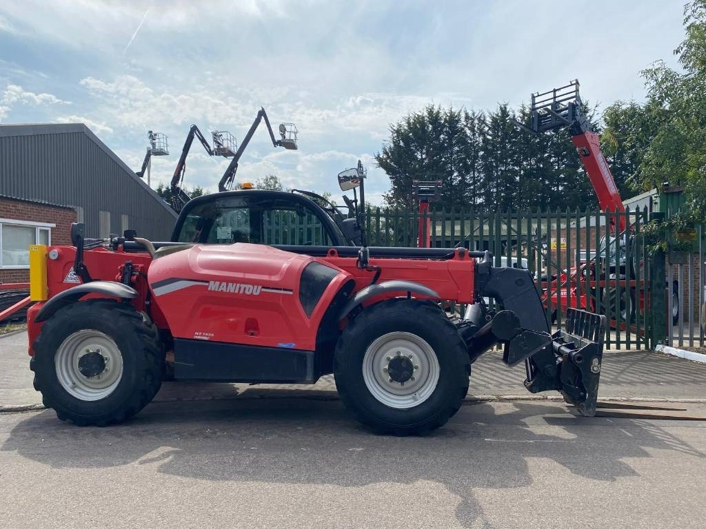Manitou MT 1335 - Teleskopski rukovatelj: slika Manitou MT 1335 - Teleskopski rukovatelj Manitou MT 1335 - Teleskopski rukovatelj: slika Manitou MT 1335 - Teleskopski rukovatelj