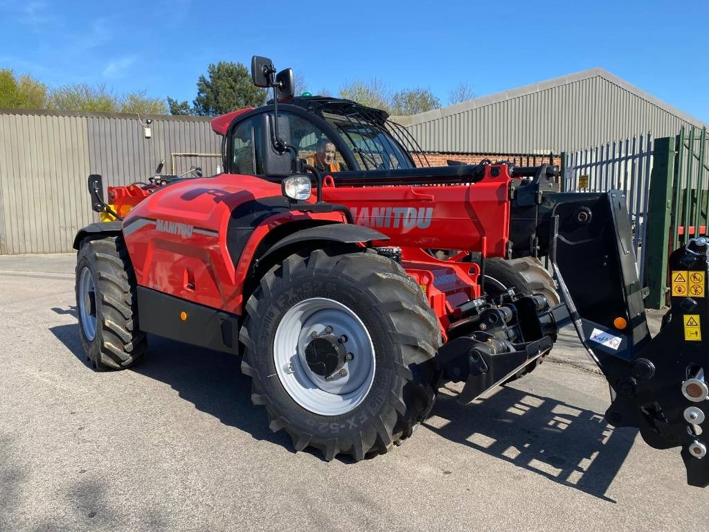 Manitou MT 1335 - Teleskopski rukovatelj: slika Manitou MT 1335 - Teleskopski rukovatelj Manitou MT 1335 - Teleskopski rukovatelj: slika Manitou MT 1335 - Teleskopski rukovatelj
