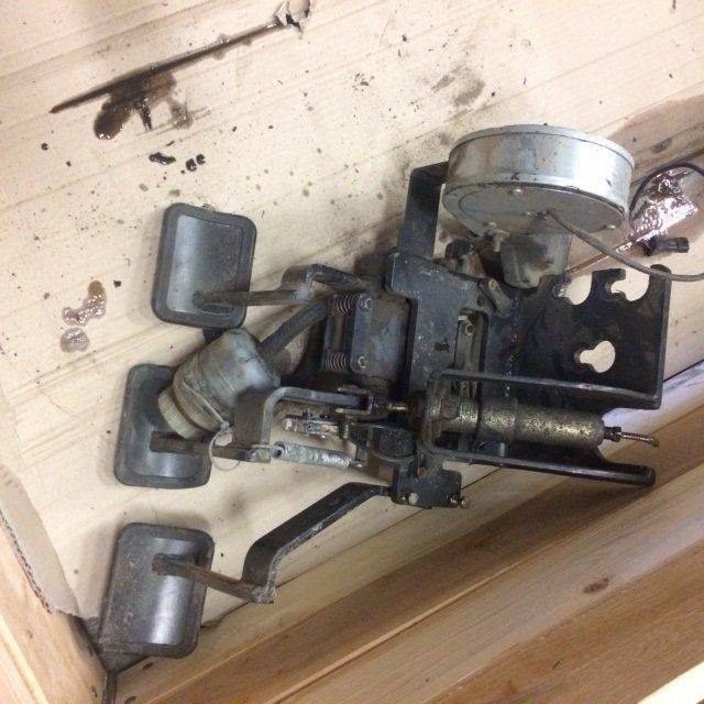 Accelerator & brake for Linde R14, Series115 - Papučica za Oprema za rukovanje materijalima: slika Accelerator & brake for Linde R14, Series115 - Papučica za Oprema za rukovanje materijalima Accelerator & brake for Linde R14, Series115 - Papučica za Oprema za rukovanje materijalima: slika Accelerator & brake for Linde R14, Series115 - Papučica za Oprema za rukovanje materijalima