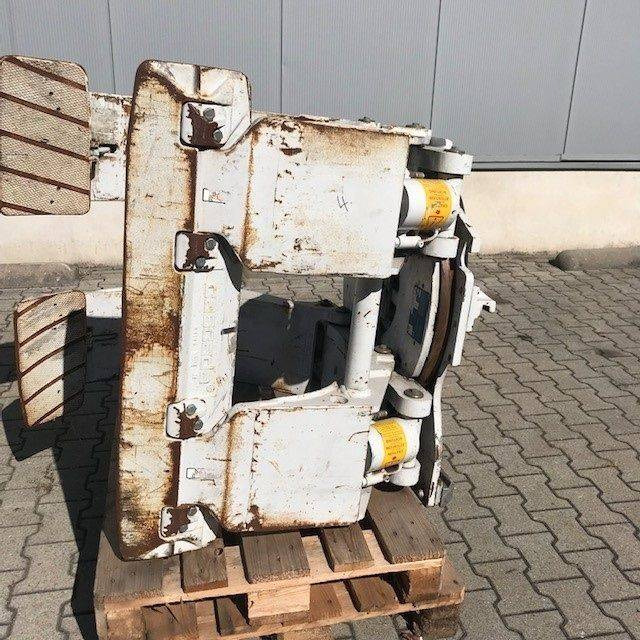 Cascade Rotating Roll clamp - Hvataljka: slika Cascade Rotating Roll clamp - Hvataljka Cascade Rotating Roll clamp - Hvataljka: slika Cascade Rotating Roll clamp - Hvataljka