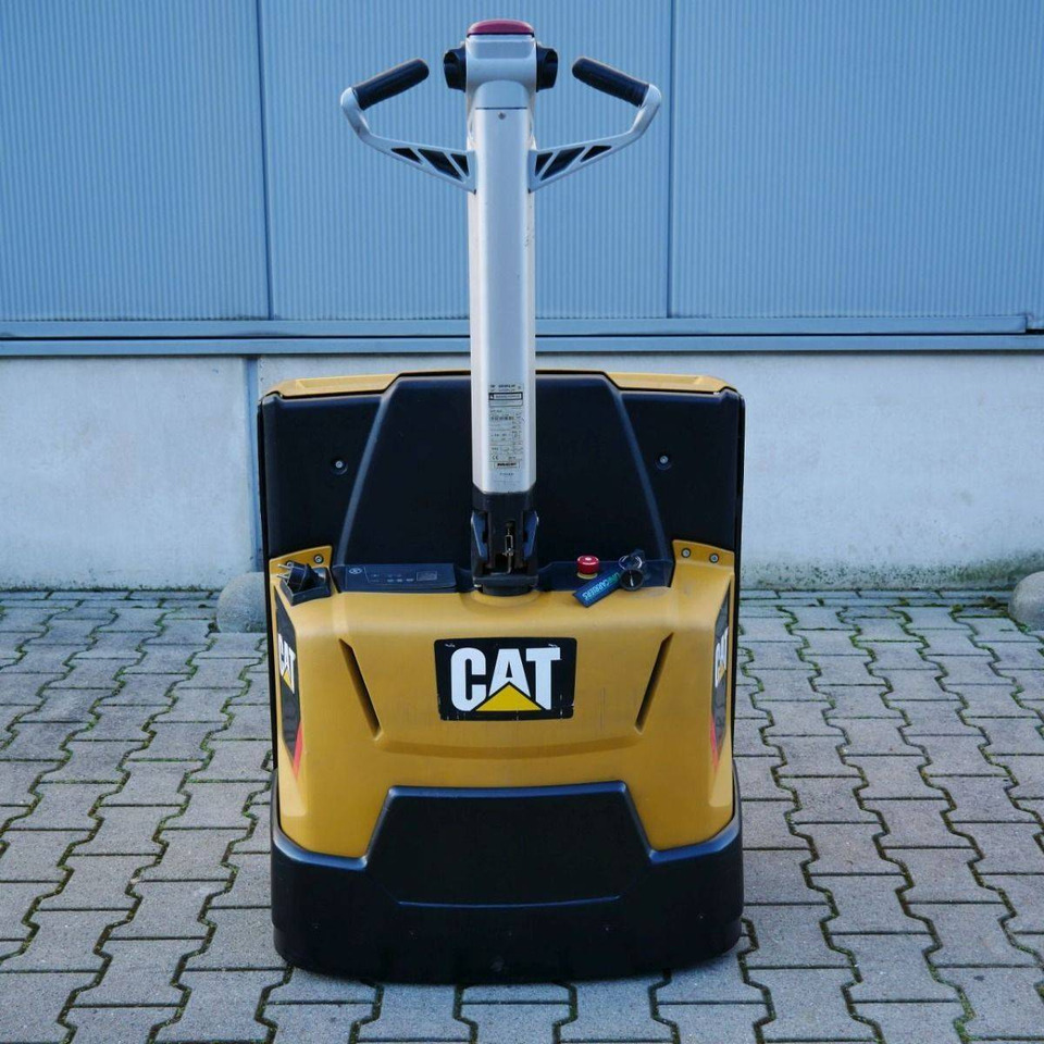 Caterpillar NPP16N2 - Paletni viličar: slika Caterpillar NPP16N2 - Paletni viličar Caterpillar NPP16N2 - Paletni viličar: slika Caterpillar NPP16N2 - Paletni viličar