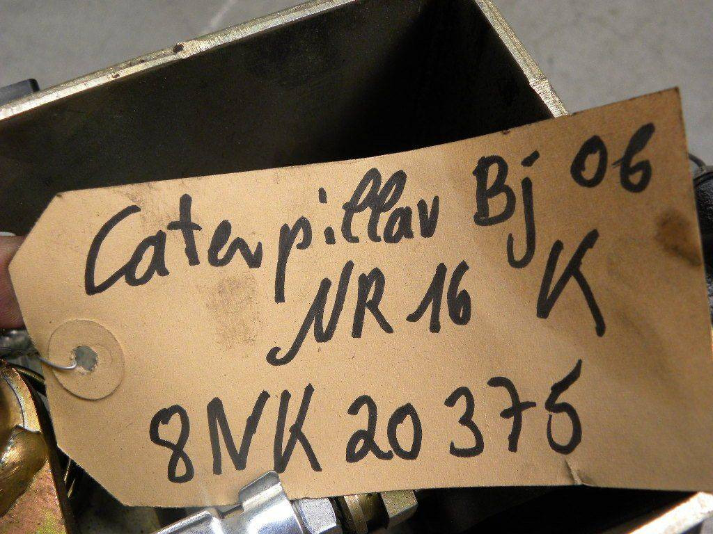 Foot console with gas and brake pedal - Papučica za Oprema za rukovanje materijalima: slika Foot console with gas and brake pedal - Papučica za Oprema za rukovanje materijalima Foot console with gas and brake pedal - Papučica za Oprema za rukovanje materijalima: slika Foot console with gas and brake pedal - Papučica za Oprema za rukovanje materijalima