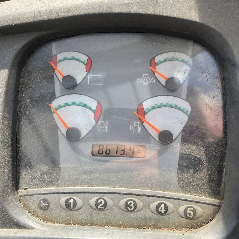 Hyster H4.50XM - Diesel viličar: slika Hyster H4.50XM - Diesel viličar Hyster H4.50XM - Diesel viličar: slika Hyster H4.50XM - Diesel viličar