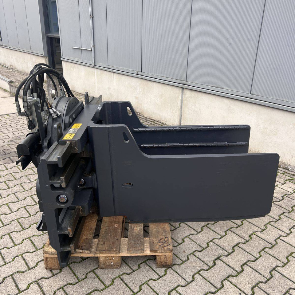 Kaup rotating baleclamp 4.8T493 - Hvataljka: slika Kaup rotating baleclamp 4.8T493 - Hvataljka Kaup rotating baleclamp 4.8T493 - Hvataljka: slika Kaup rotating baleclamp 4.8T493 - Hvataljka