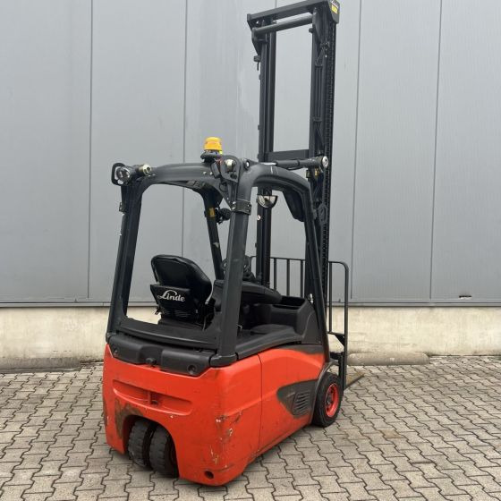 Linde E15 (386-02) EVO - Električni viličar: slika Linde E15 (386-02) EVO - Električni viličar Linde E15 (386-02) EVO - Električni viličar: slika Linde E15 (386-02) EVO - Električni viličar