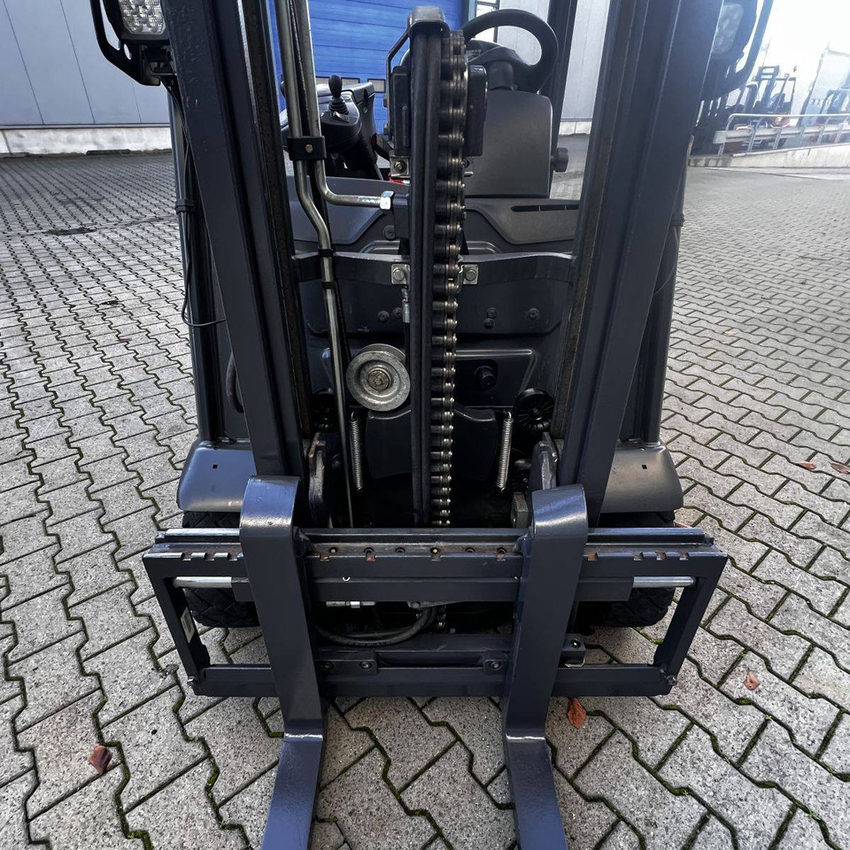 Zakup  Linde E15 (386-02) EVO Linde E15 (386-02) EVO: slika Zakup  Linde E15 (386-02) EVO Linde E15 (386-02) EVO