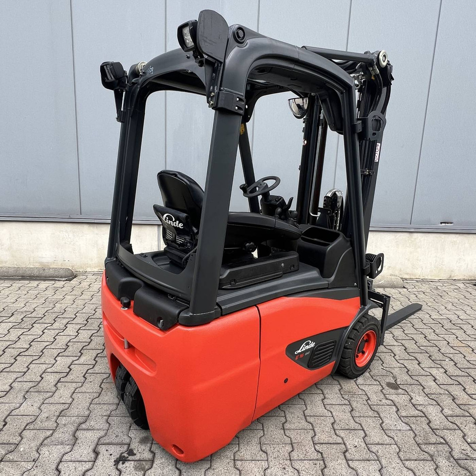 Linde E16C (386-02) EVO - Električni viličar: slika Linde E16C (386-02) EVO - Električni viličar Linde E16C (386-02) EVO - Električni viličar: slika Linde E16C (386-02) EVO - Električni viličar