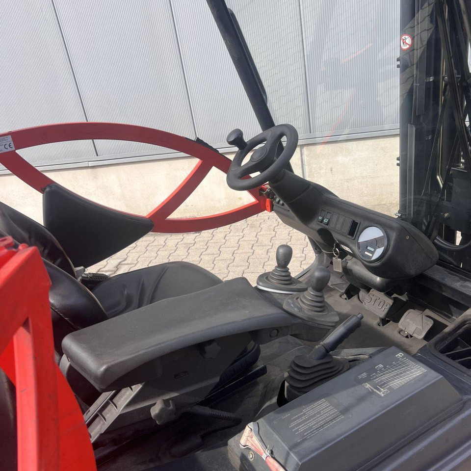 Linde E25S (336-03) - Električni viličar: slika Linde E25S (336-03) - Električni viličar Linde E25S (336-03) - Električni viličar: slika Linde E25S (336-03) - Električni viličar