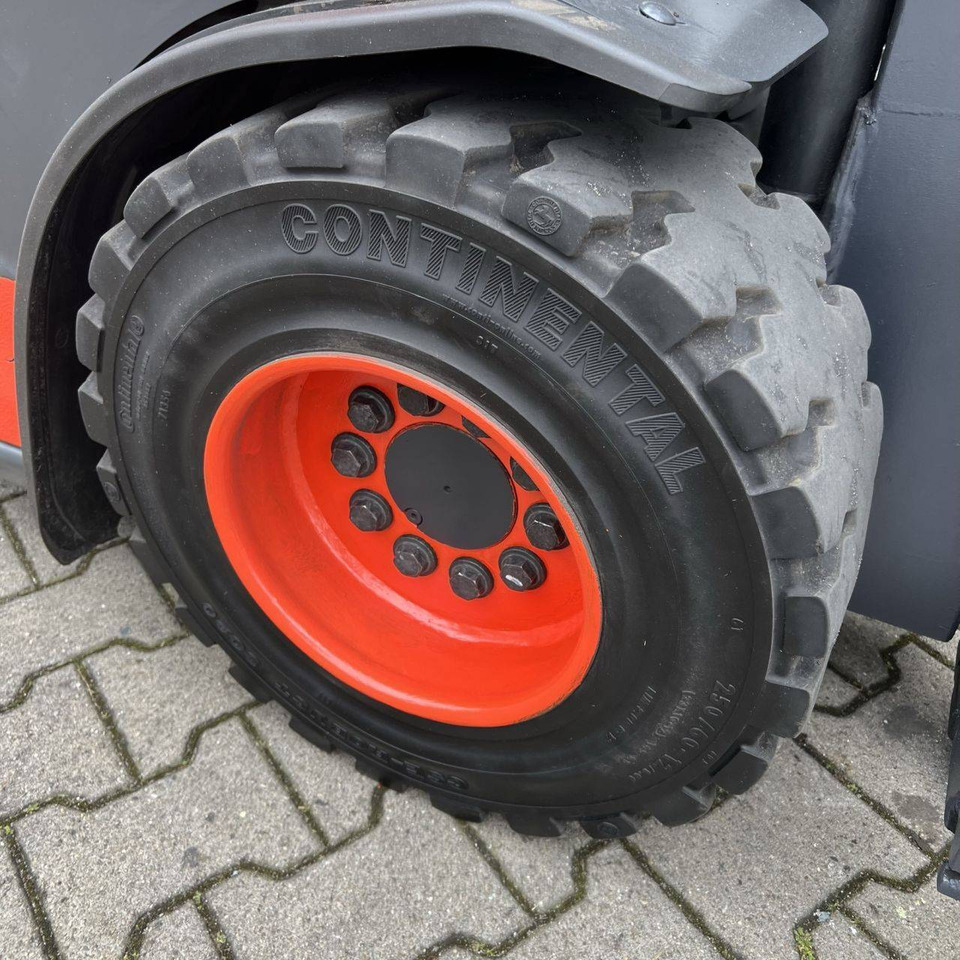 Električni viličar Linde E30/600 HL (387): slika Električni viličar Linde E30/600 HL (387) Električni viličar Linde E30/600 HL (387): slika Električni viličar Linde E30/600 HL (387)