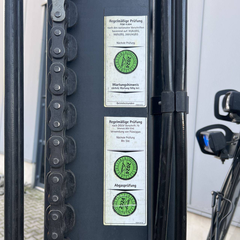 Plinski viličar Linde H25T-02 (392) EVO: slika Plinski viličar Linde H25T-02 (392) EVO Plinski viličar Linde H25T-02 (392) EVO: slika Plinski viličar Linde H25T-02 (392) EVO