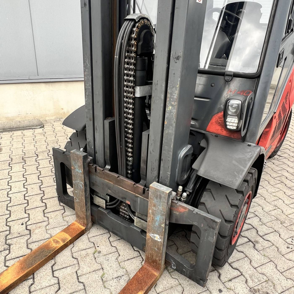 Linde H40D (394-02) EVO - Diesel viličar: slika Linde H40D (394-02) EVO - Diesel viličar Linde H40D (394-02) EVO - Diesel viličar: slika Linde H40D (394-02) EVO - Diesel viličar