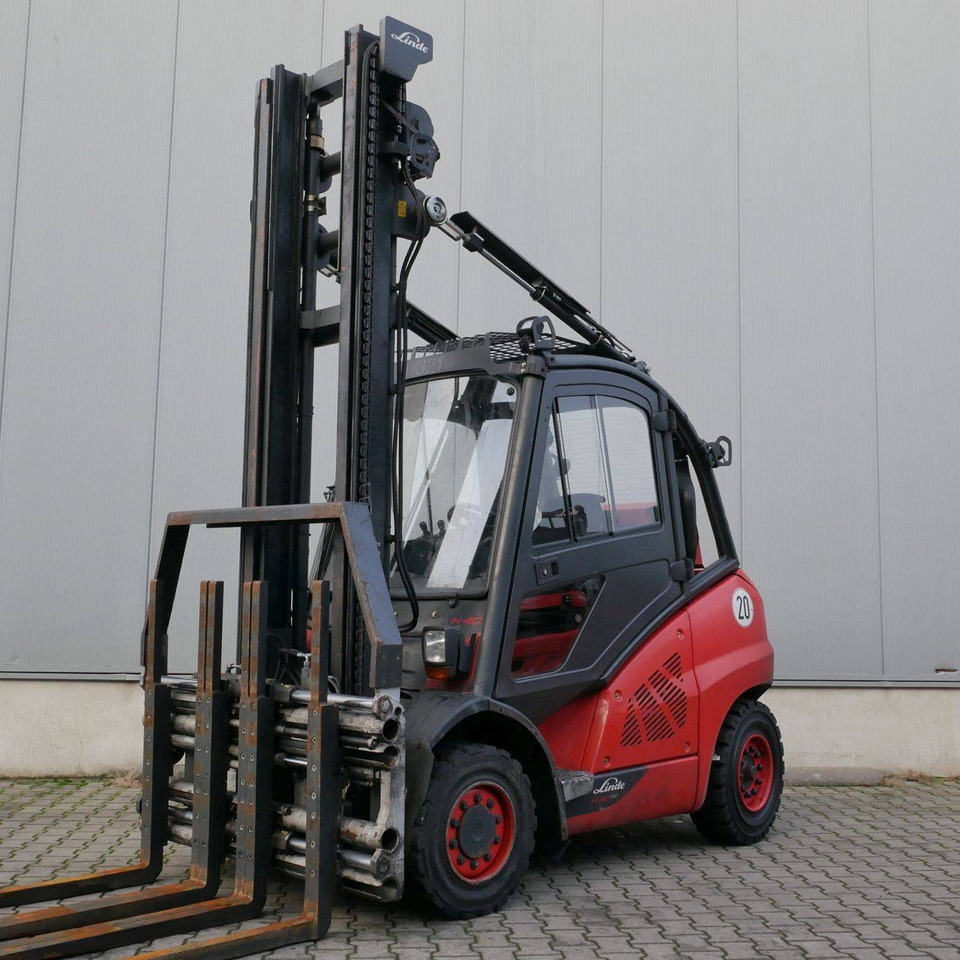 Linde H40T-02 EVO (394) - Plinski viličar: slika Linde H40T-02 EVO (394) - Plinski viličar Linde H40T-02 EVO (394) - Plinski viličar: slika Linde H40T-02 EVO (394) - Plinski viličar