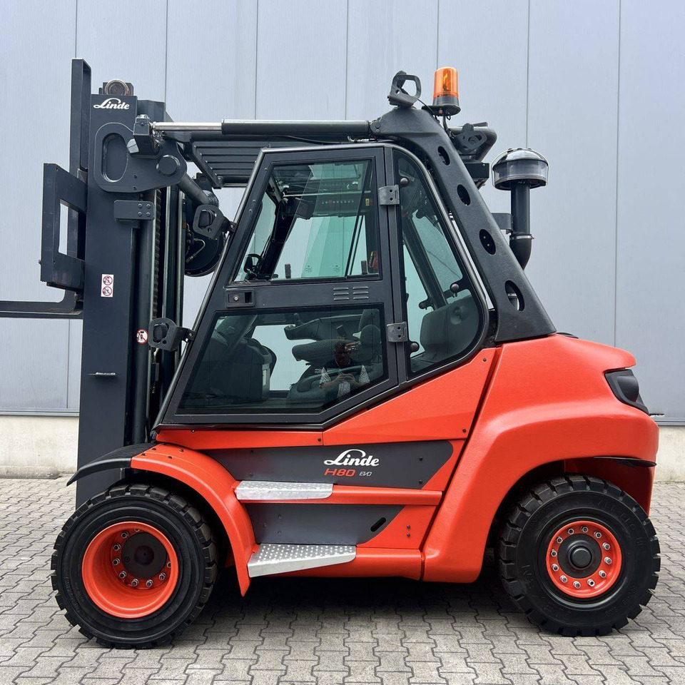 Linde H80D (396-03) EVO - Diesel viličar: slika Linde H80D (396-03) EVO - Diesel viličar Linde H80D (396-03) EVO - Diesel viličar: slika Linde H80D (396-03) EVO - Diesel viličar