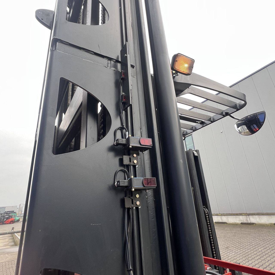 Skladišni regal Linde Kombi L-Head (011): slika Skladišni regal Linde Kombi L-Head (011)