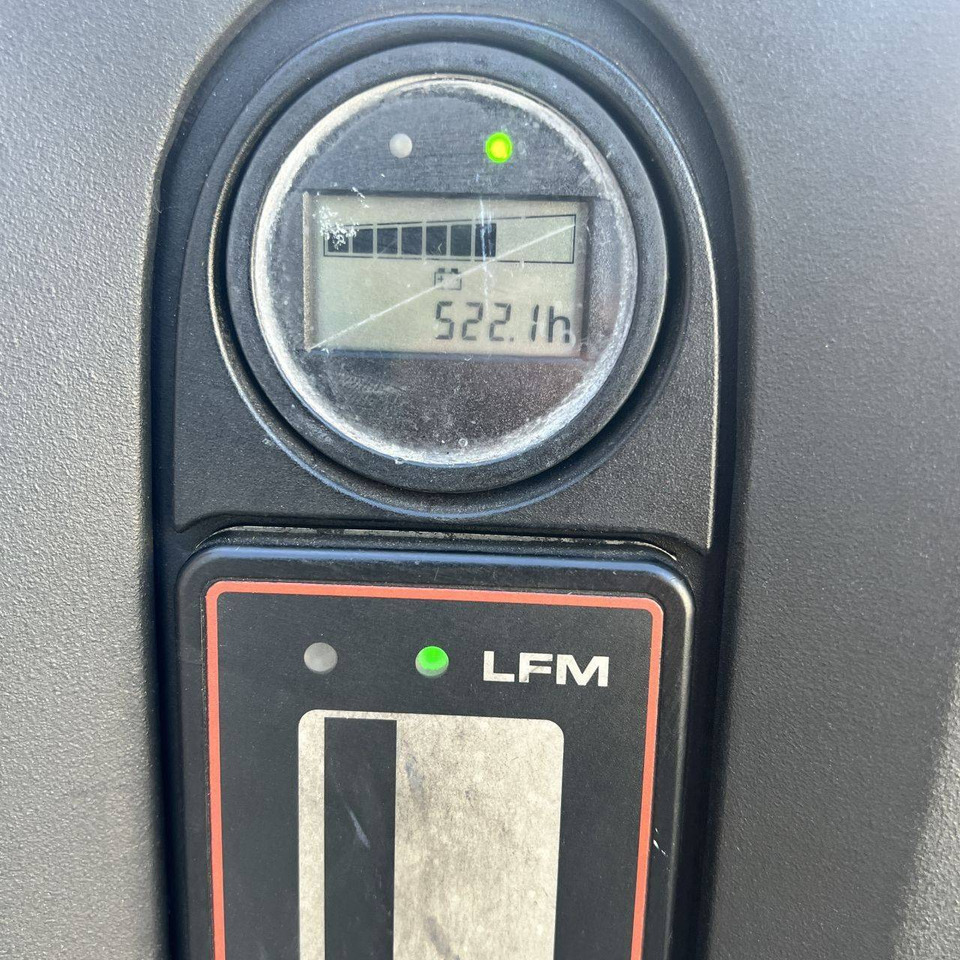 Linde L12 (1172) - Slagač stoga: slika Linde L12 (1172) - Slagač stoga Linde L12 (1172) - Slagač stoga: slika Linde L12 (1172) - Slagač stoga