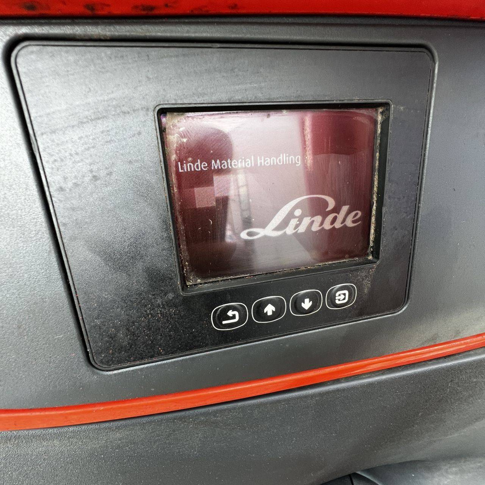 Linde L20 (1173) - Slagač stoga: slika Linde L20 (1173) - Slagač stoga Linde L20 (1173) - Slagač stoga: slika Linde L20 (1173) - Slagač stoga