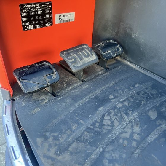 Linde R14G (1120) - Regalni viličar: slika Linde R14G (1120) - Regalni viličar Linde R14G (1120) - Regalni viličar: slika Linde R14G (1120) - Regalni viličar