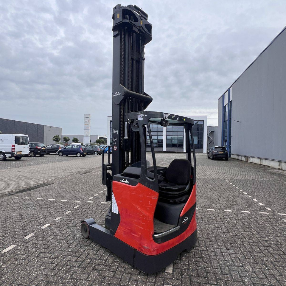 Linde R14HD (1120) - Regalni viličar: slika Linde R14HD (1120) - Regalni viličar Linde R14HD (1120) - Regalni viličar: slika Linde R14HD (1120) - Regalni viličar