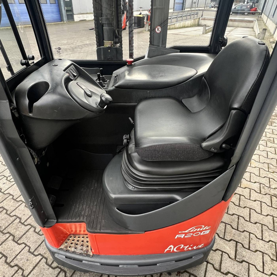 Linde R20G-12 (115) - Regalni viličar: slika Linde R20G-12 (115) - Regalni viličar Linde R20G-12 (115) - Regalni viličar: slika Linde R20G-12 (115) - Regalni viličar