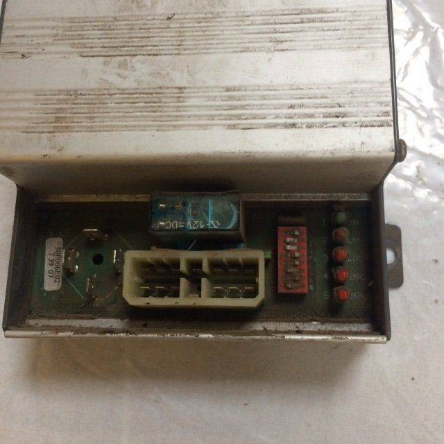 Motor controller for Atlet UNN - Upravljačka jedinica (ECU) za Oprema za rukovanje materijalima: slika Motor controller for Atlet UNN - Upravljačka jedinica (ECU) za Oprema za rukovanje materijalima Motor controller for Atlet UNN - Upravljačka jedinica (ECU) za Oprema za rukovanje materijalima: slika Motor controller for Atlet UNN - Upravljačka jedinica (ECU) za Oprema za rukovanje materijalima