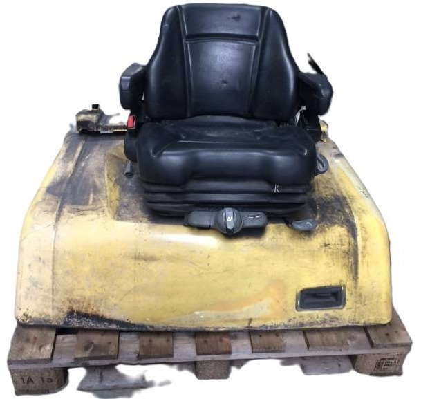 Motor cover with seat - Sjedalo za Oprema za rukovanje materijalima: slika Motor cover with seat - Sjedalo za Oprema za rukovanje materijalima Motor cover with seat - Sjedalo za Oprema za rukovanje materijalima: slika Motor cover with seat - Sjedalo za Oprema za rukovanje materijalima