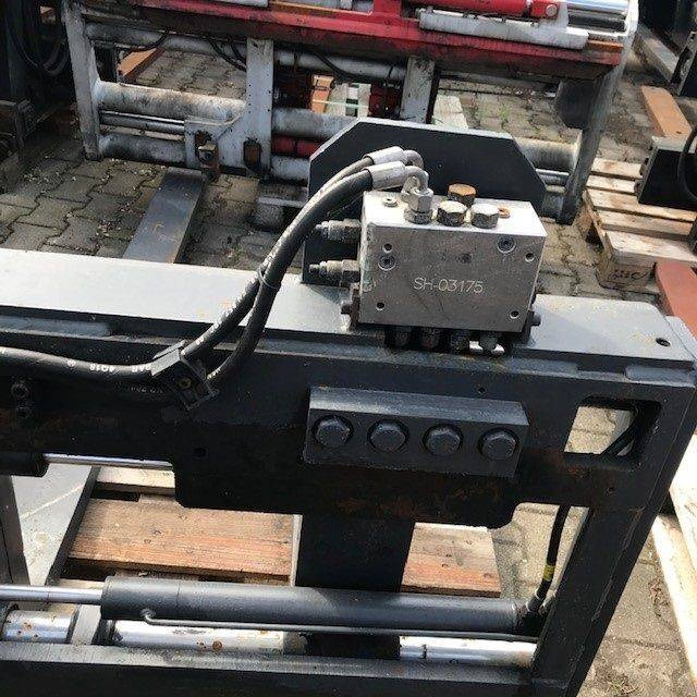 SHB-LEWA Fork positioner - Priključak: slika SHB-LEWA Fork positioner - Priključak SHB-LEWA Fork positioner - Priključak: slika SHB-LEWA Fork positioner - Priključak