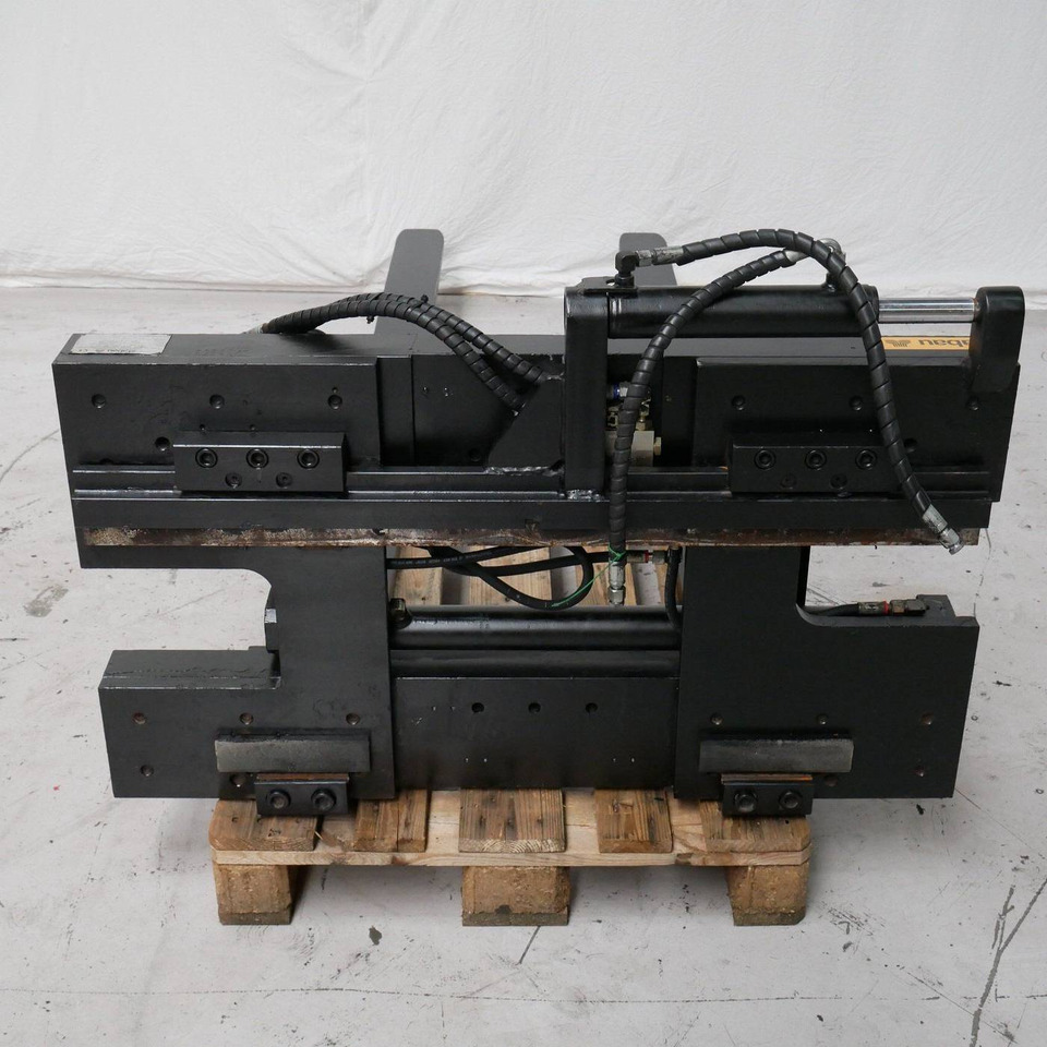 Stabau Fork positioner with separate side shift - Priključak: slika Stabau Fork positioner with separate side shift - Priključak Stabau Fork positioner with separate side shift - Priključak: slika Stabau Fork positioner with separate side shift - Priključak